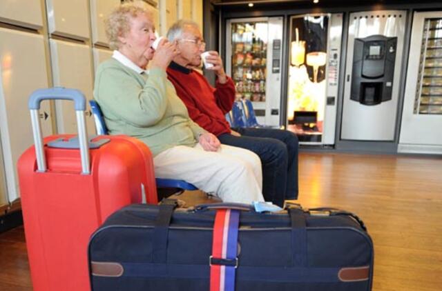 Rygos oro uoste dėl rūko ir pelenų debesies nutraukiami skrydžiai