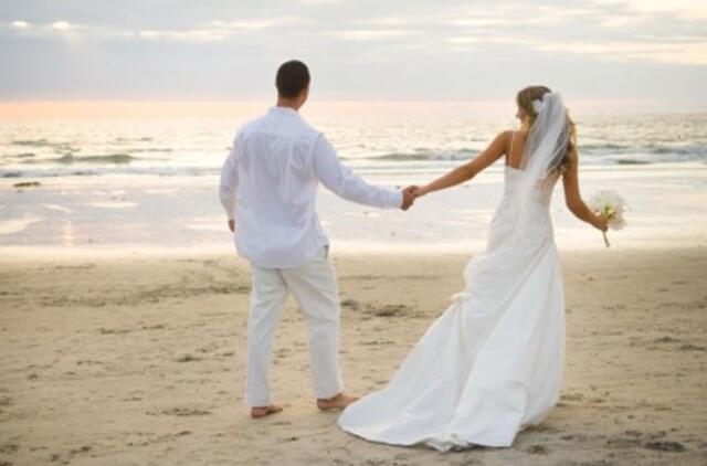 Jaunavedžiai mainyti žiedams renkasi neįprastas vietas