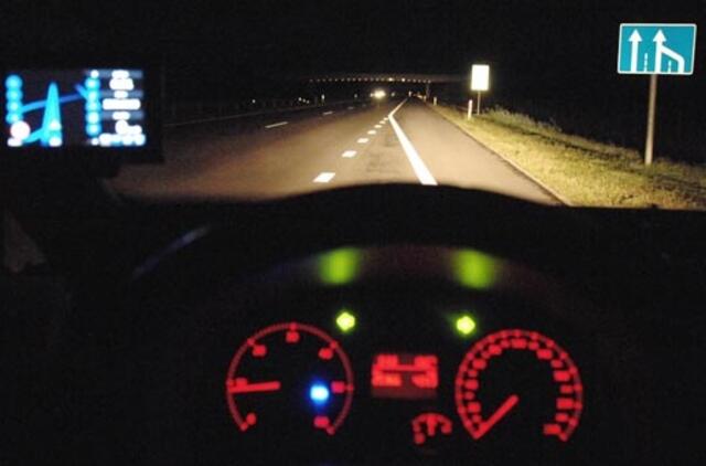 Ministras svajoja apie intelektualius kelius