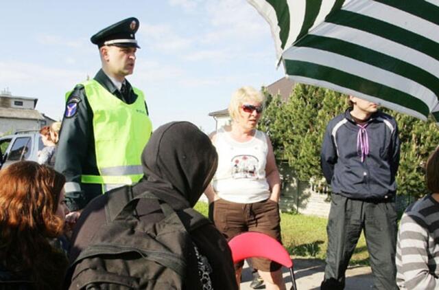 Kauno policija neigia ketinanti šturmuoti Venckų namą (tiesioginė transliacija)