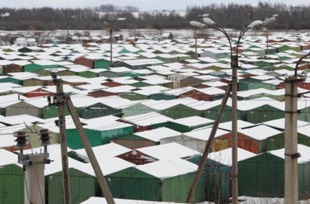 Liberalai skeptiškai žiūri į nekilnojamojo turto ir automobilių mokesčių įvedimą