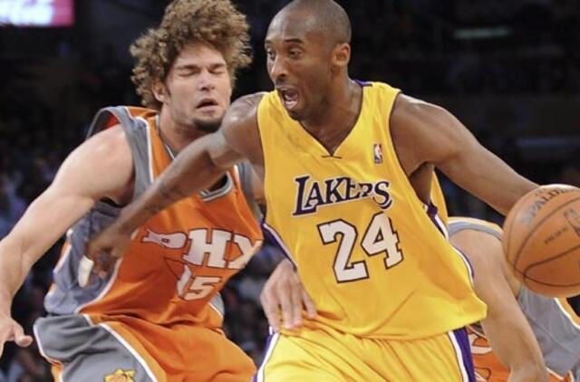 "Lakers" antrąkart nugalėjo "Suns" krepšininkus