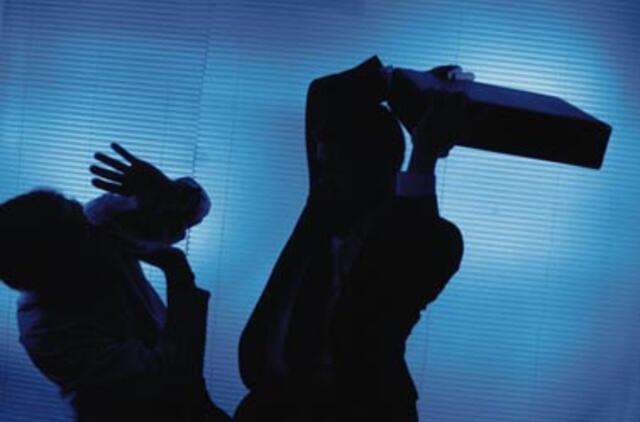 Vilniuje sūnus mirtinai sumušė tėvą