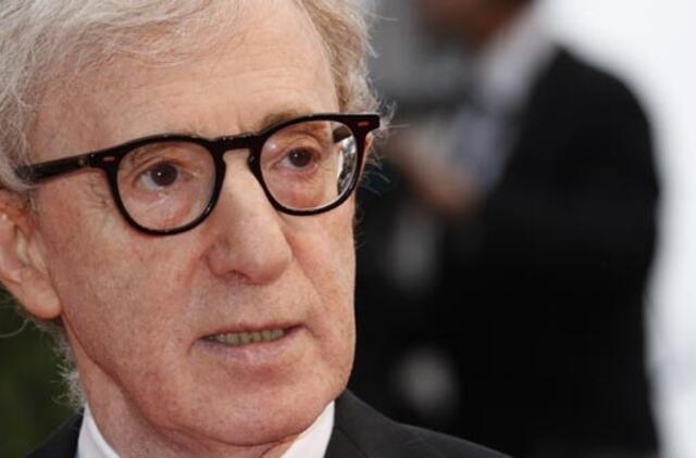 V. Alenas patvirtino, kad K. Bruni Sarkozi vaidins naujame jo filme