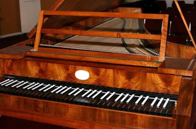 Į koncertų salę atkeliauja hamerklavyras