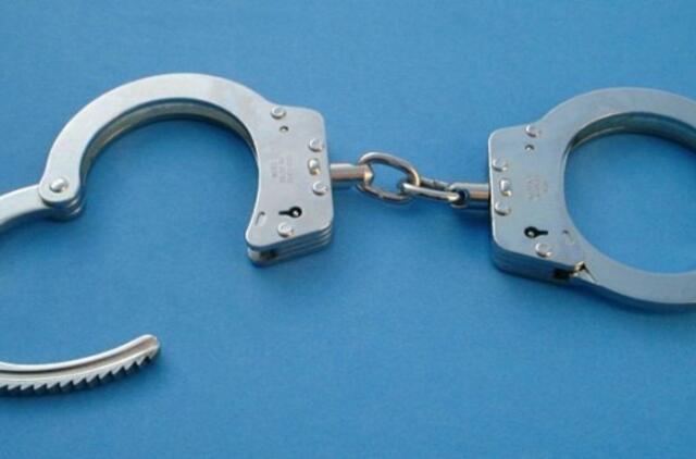 Lošimo automatų salone - šūviai į administratorę