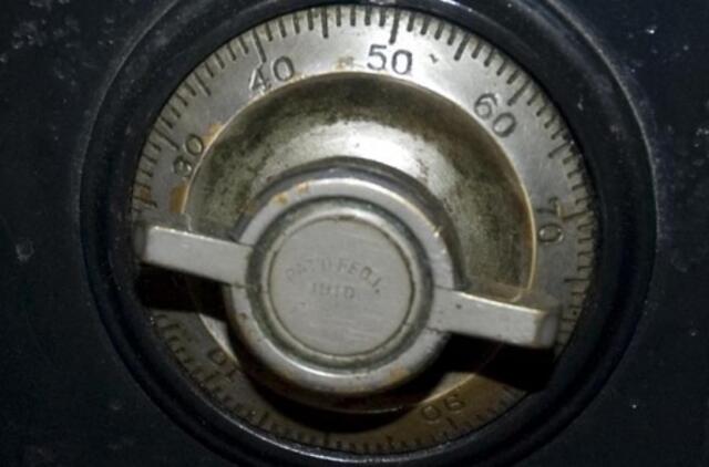 Vagys iš įmonės pagrobė seifą su beveik 119 tūkst. litų