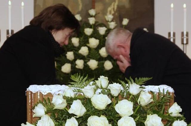 Tikimasi, kad užsienio ekspertai padės išsklaidyti abejones dėl D. Kedžio mirties