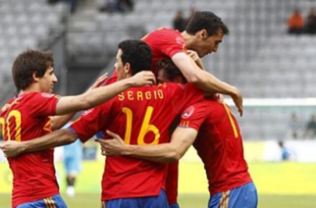 Ispanijos futbolininkai iškovojo 14-ąją pergalę iš eilės