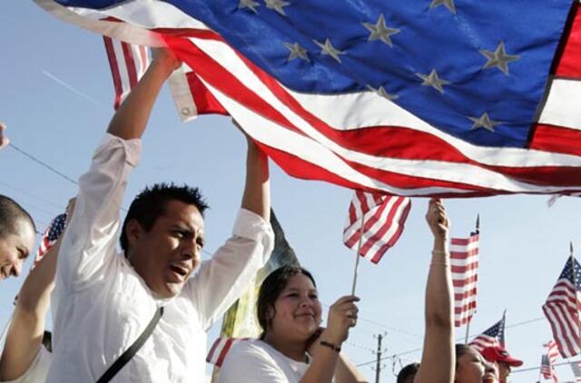 JAV policijos vadai tikina, kad prieštaringas Arizonos imigracijos įstatymas padidins nusikalstamumą