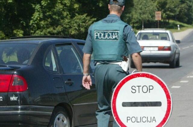 Naminės vežėjo policijos šūviai neišgąsdino