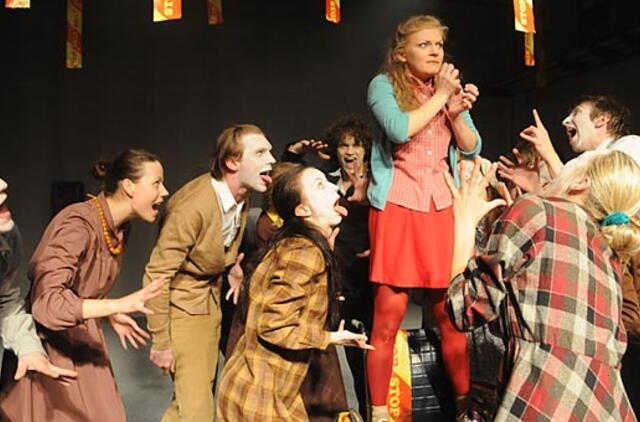 Scenos naujokų ekspresas išvyko į Liepoją