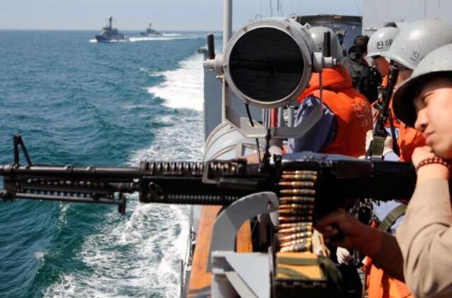 Tonas tarp Šiaurės ir Pietų Korėjų toliau aštrėja