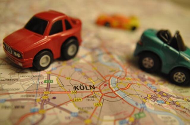 Apklausa: vokiečiai bijo užsienyje netekti automobilio