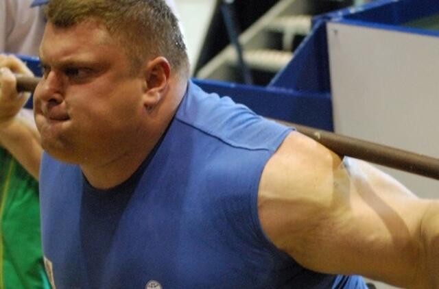 Galiūnas Ž. Savickas varžybose Airijoje pasidalijo pirmąją vietą