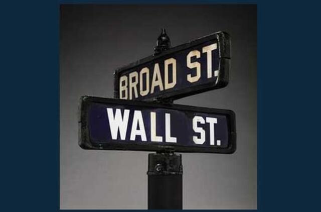 Informacinis kelio ženklas parduotas už 116 tūkst. dolerių