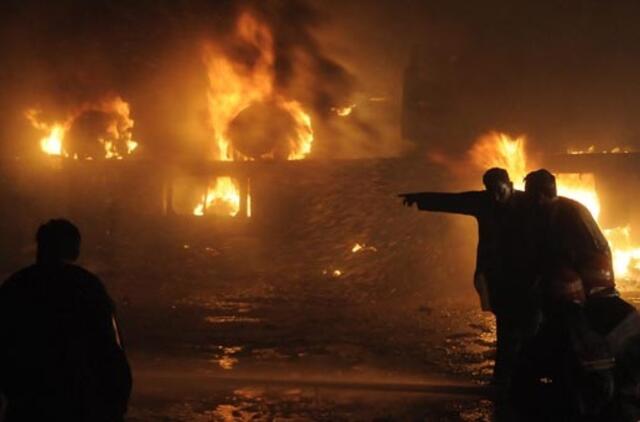 Pakistane užpultas NATO pajėgų konvojus