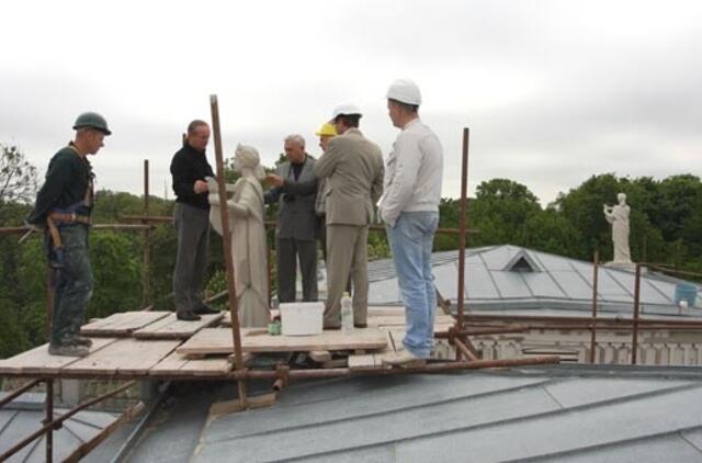 Plungės dvaro rūmai sulaukė restauratorių