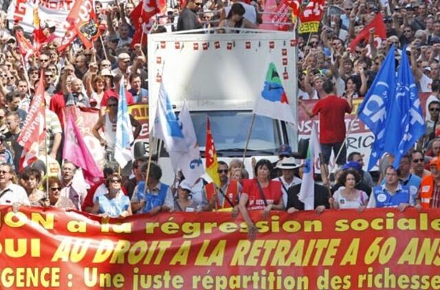 Prancūzai streikuoja prieš pensijų reformą