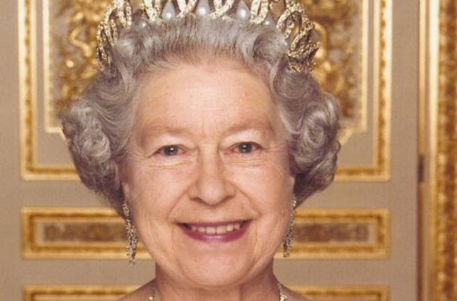 Šeštadienį Britanijoje švenčiamas karalienės Elžbietos II gimtadienis