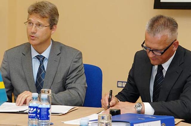 Šimtai milijonų iškeliauja Baltarusijon