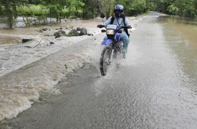 Tropinė audra "Agata", naujais duomenimis, nusinešė 144 žmonių gyvybes