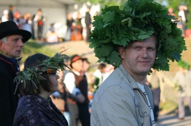 Vėjas nenuvijo klaipėdiečių nuo Jono kalno