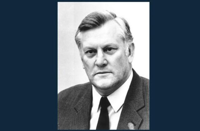 Amžinojo poilsio atguls pirmasis atkurtos nepriklausomos Lietuvos prezidentas Algirdas Brazauskas