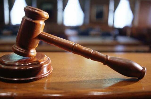 Direktorius už neatsiskaitymus atsakys teisme