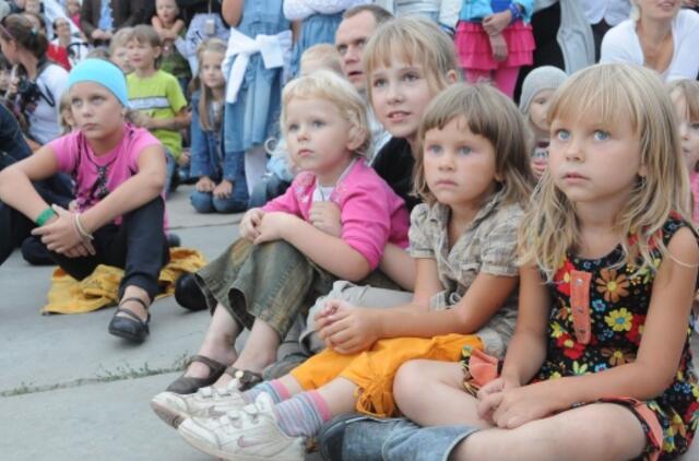 Gatvės cirko fiesta - Stebuklų šalis