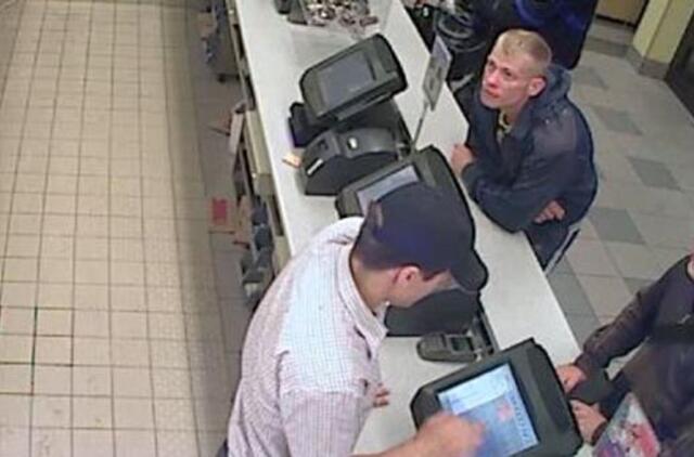 Ieškomi Klaipėdos "McDonald's" apvogę asmenys