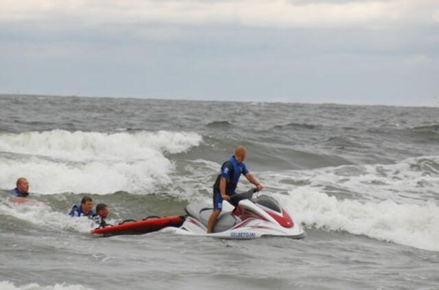 Karklėje išgelbėta toli į jūrą nunešta mergina