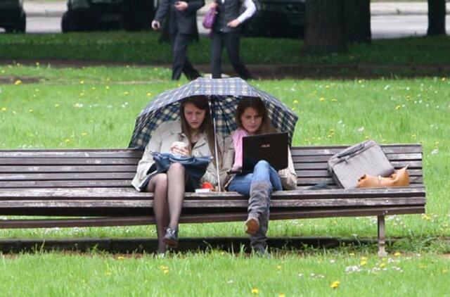 LSS: per klaidą už borto liko maždaug 100 pretendentų studijuoti