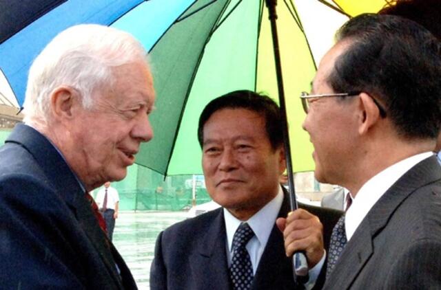 Buvęs JAV prezidentas Jimmy Carteris padėjo išlaisvinti Šiaurės Korėjoje kalinamą tautietį