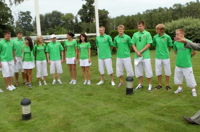 Į pirmąją jaunimo olimpiadą išlydėta Lietuvos delegacija