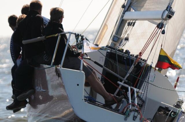 Kuršių marių regata: kapitonai sėdo į vaikų jachtas