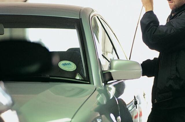 Sulaikyti trys automobilių vagys