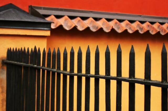 Tyrimas: dauguma britų nepasitiki savo kaimynais, nenori su jais bendrauti