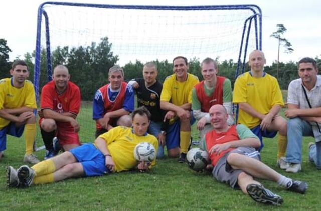 Žurnalistams futbolas - malonumas