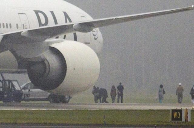 Dėl bombos grėsmės Švedijoje nusileido į Pakistaną skridęs lėktuvas