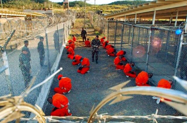 Į Vokietija atgabenti du buvę Gvantanamo kaliniai