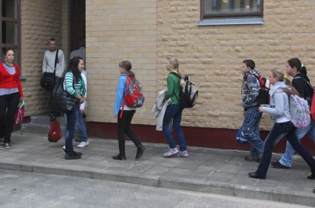 Mokyklų direktoriams krizė baigėsi?