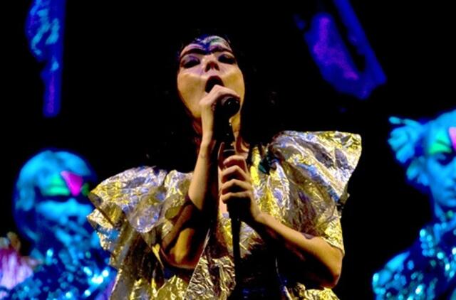 Nenustatę valstybės lėšų išvaistymo dėl Bjork koncerto prokurorai nutraukė ikiteisminį tyrimą