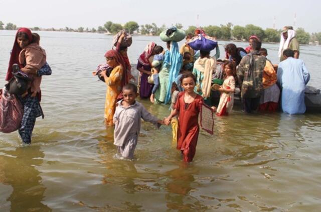 Po potvynių Pakistane sparčiai daugėja sergančiųjų skaičius