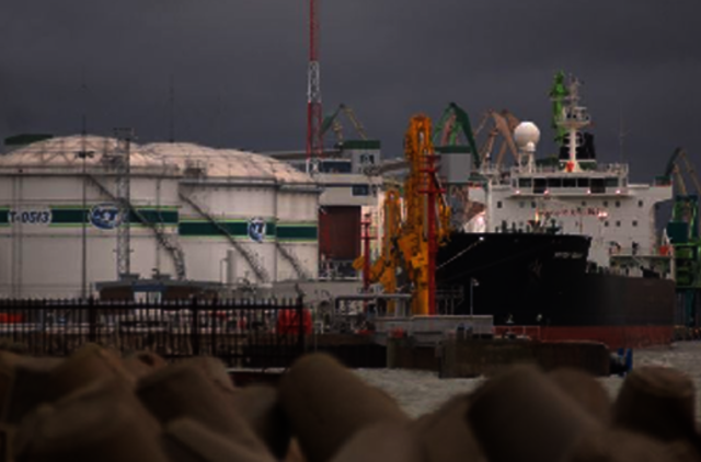 Siūloma leisti didinti algas strategiškai svarbių įmonių vadovams