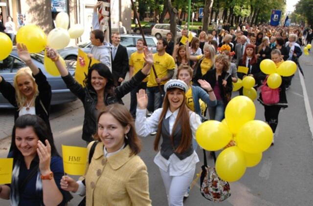 Studentai turi informuoti aukštąsias mokyklas apie pateiktus prašymus gauti paskolas