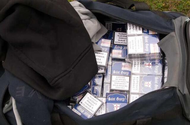 Tauragiškis rūkalų laukė po tiltu per Nemuną