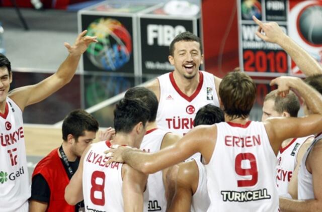 Turkija 2010: šeimininkai iškopė į pasaulio čempionato ketvirtfinalį