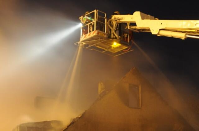 Užsidegus virtuvei Radailiuose nukentėjo vyriškis