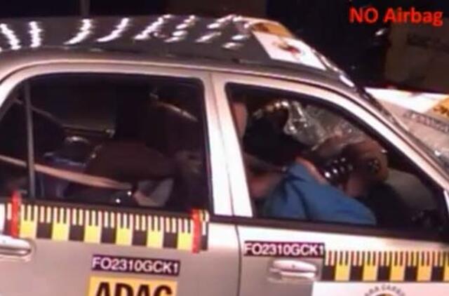 Automobilių saugumas: kinai ir toliau gamina karstus ant ratų